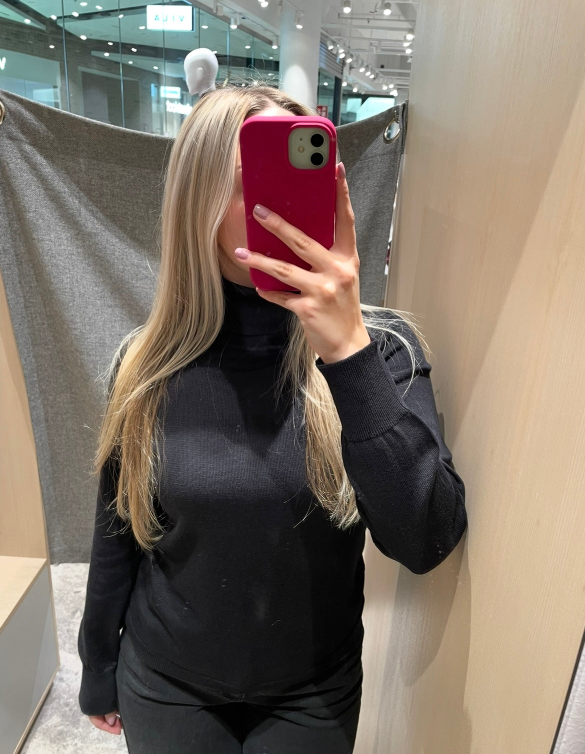 VICLAUDIE Knit Top - Black Beauty